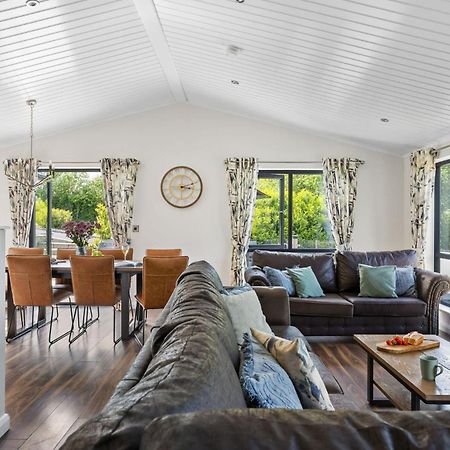 Lifton Lilac Lodge, 22 Roadford Lake Lodges מראה חיצוני תמונה