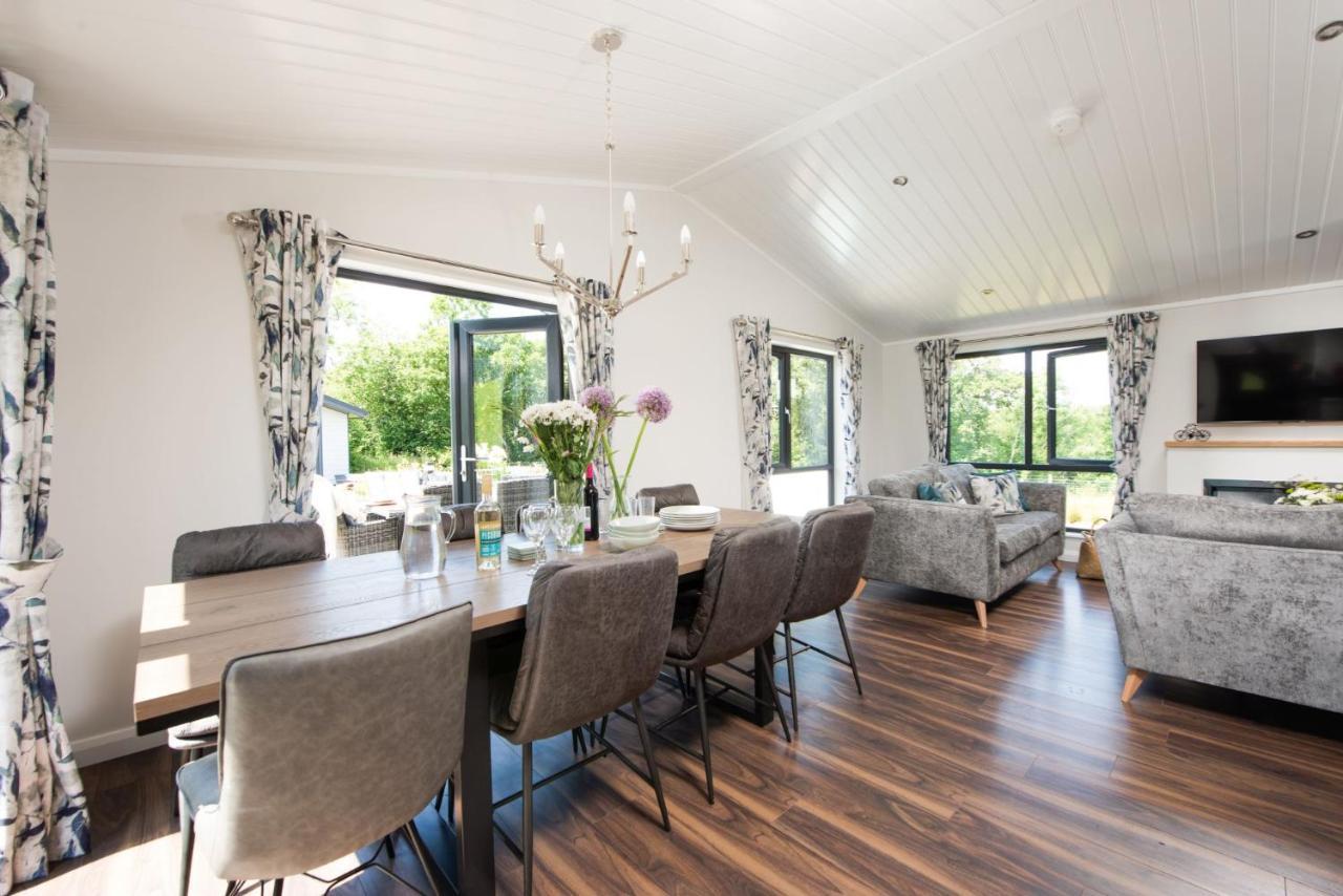 Lifton Lilac Lodge, 22 Roadford Lake Lodges מראה חיצוני תמונה