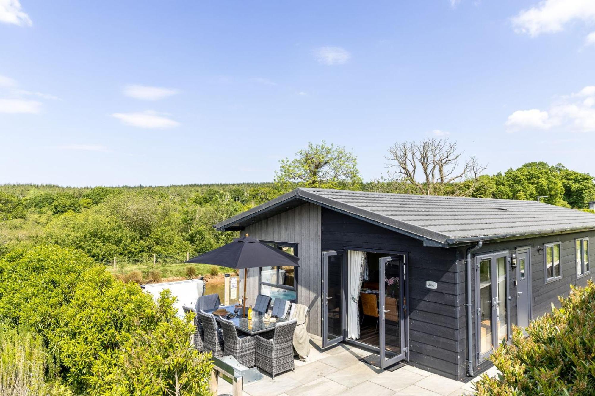 Lifton Lilac Lodge, 22 Roadford Lake Lodges מראה חיצוני תמונה