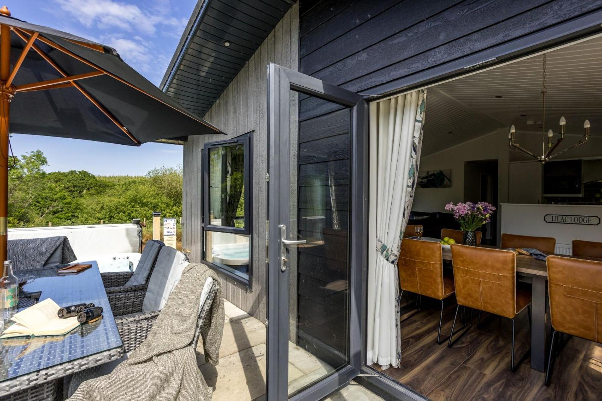 Lifton Lilac Lodge, 22 Roadford Lake Lodges מראה חיצוני תמונה
